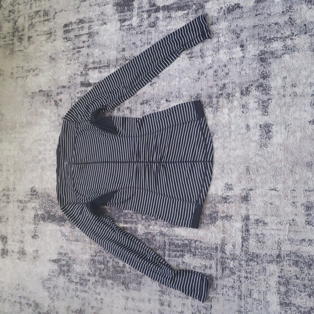 Lululemon Athletica - Picture 2 of 3